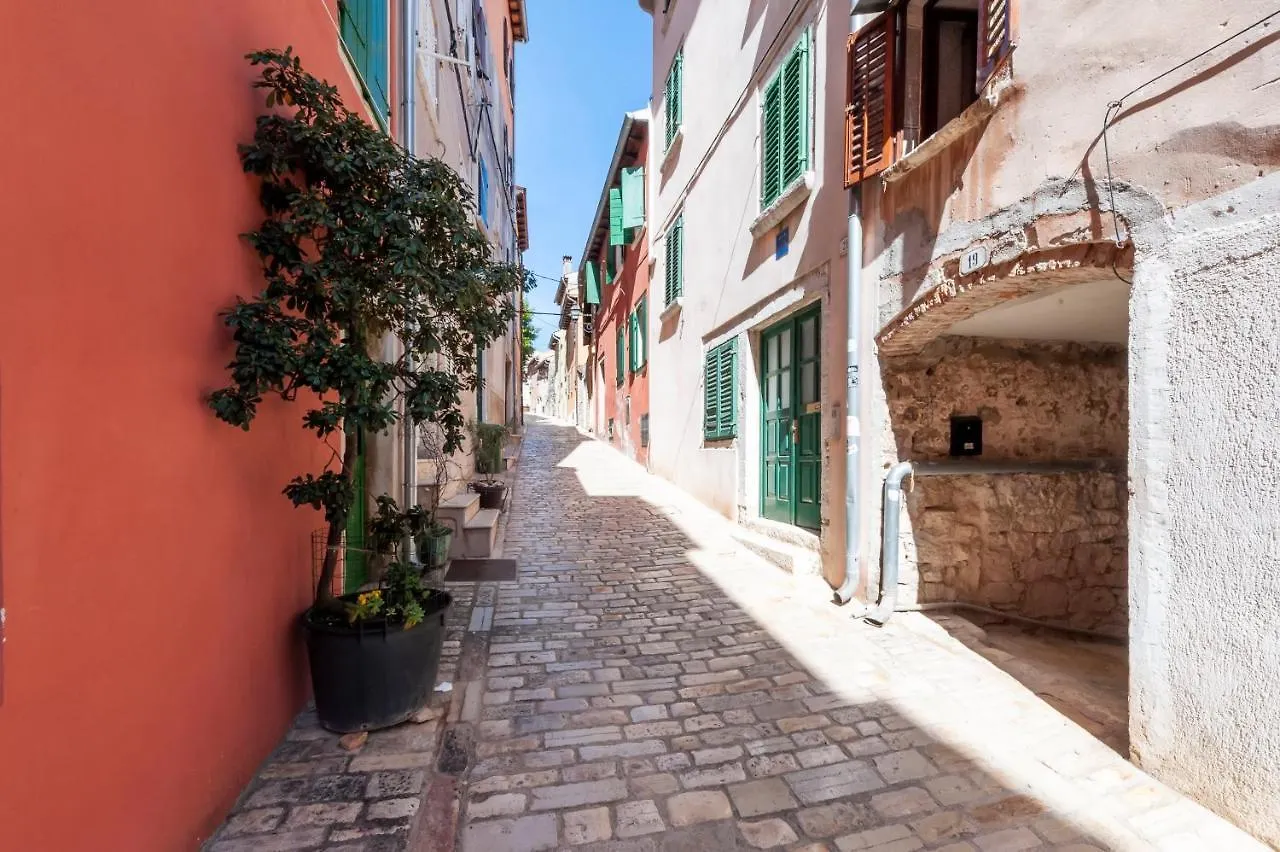 Old Town Garden Studio Apartment Rovinj 0*,  Croatia