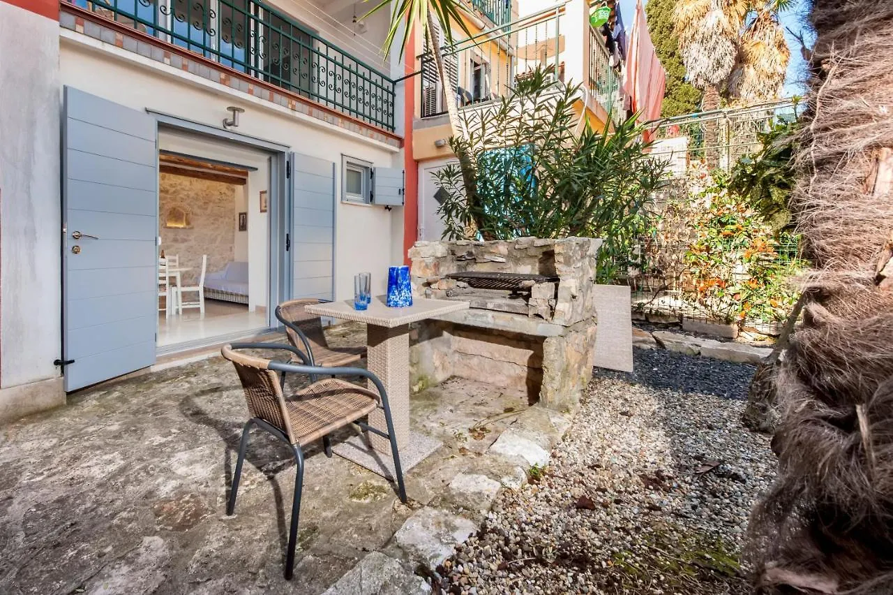 Old Town Garden Studio Apartment Rovinj Croatia